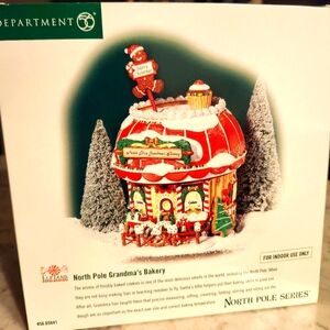 Dept. 56 North Pole Elfland Grandma's Bakery